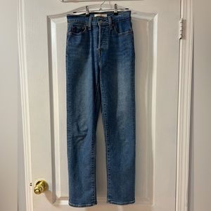 Levi’s Wedgie Straight Fit Women’s Jeans